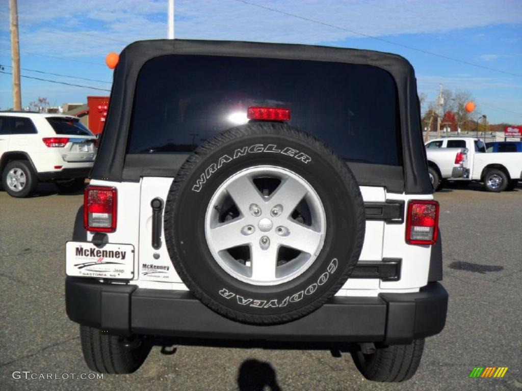 2011 Wrangler Sport S 4x4 - Bright White / Black photo #3