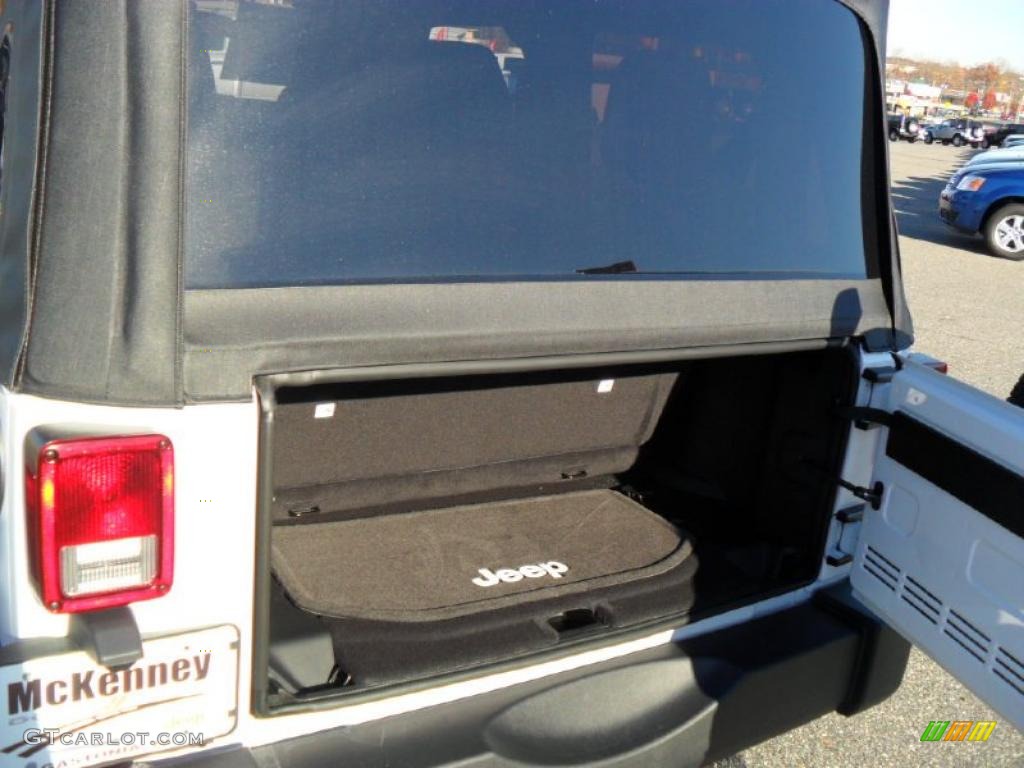 2011 Wrangler Sport S 4x4 - Bright White / Black photo #12