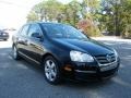 Black - Jetta SE Sedan Photo No. 7