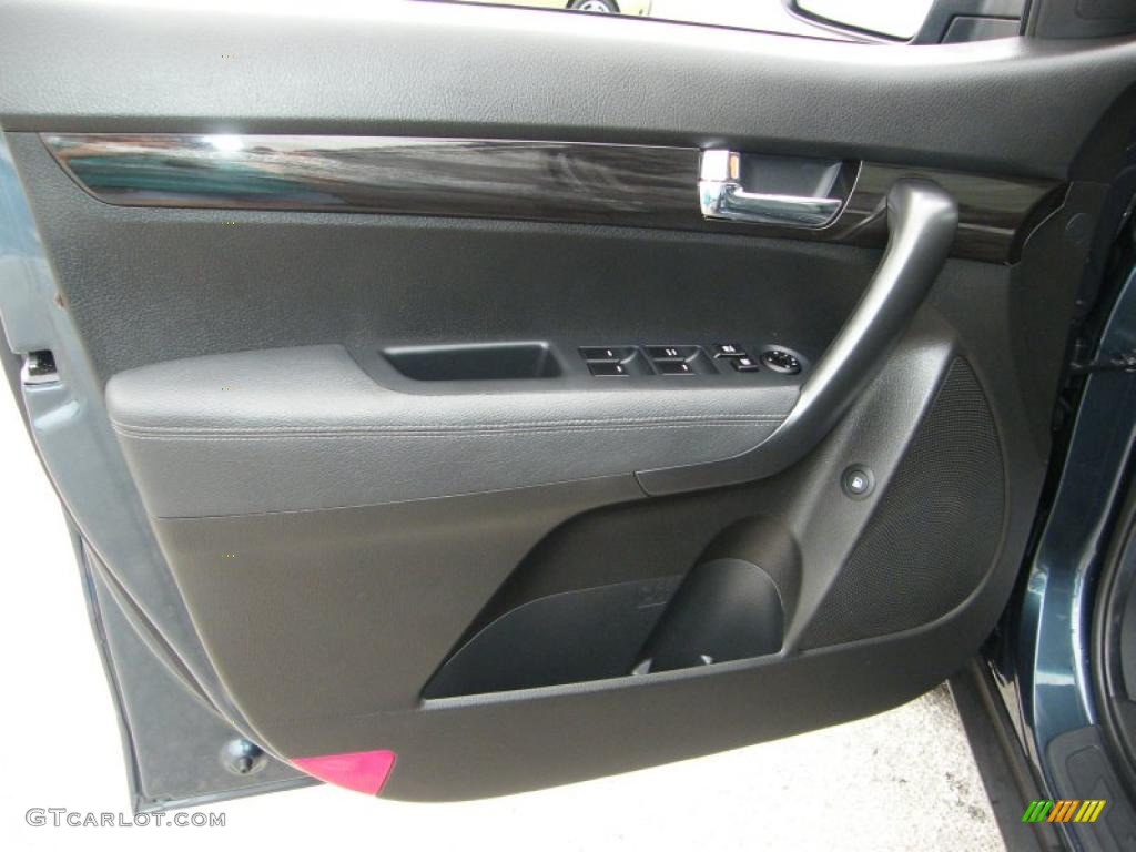 2011 Kia Sorento EX V6 Black Door Panel Photo #40561097