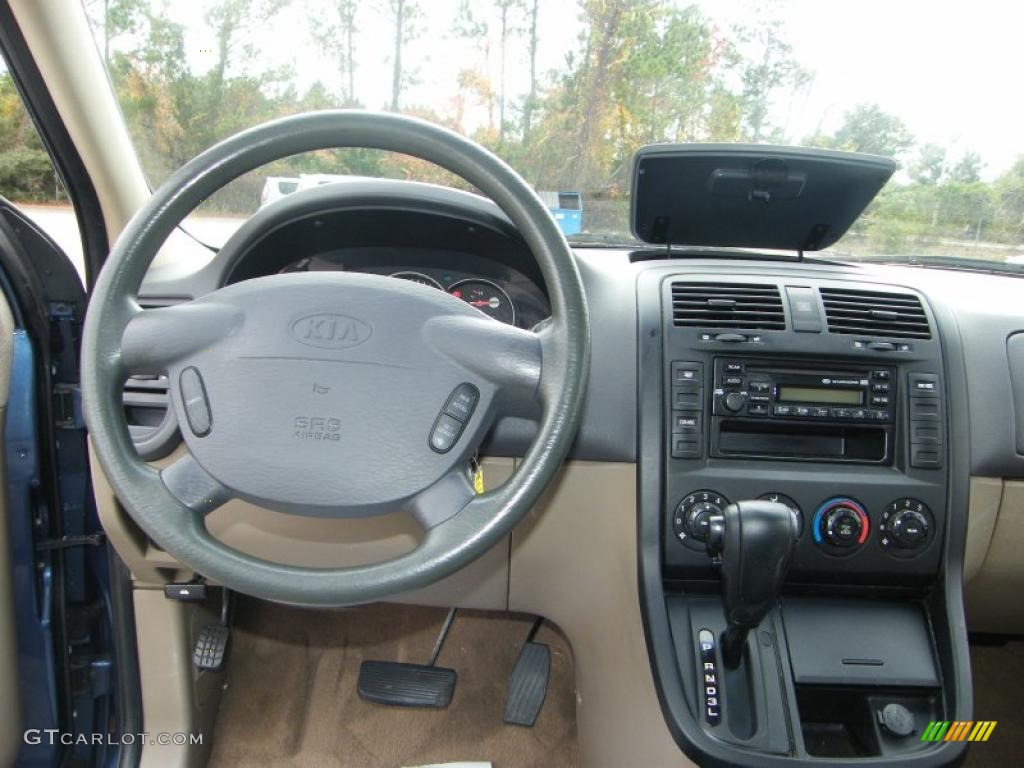 2003 Sedona LX - Blue Sapphire / Gray photo #18