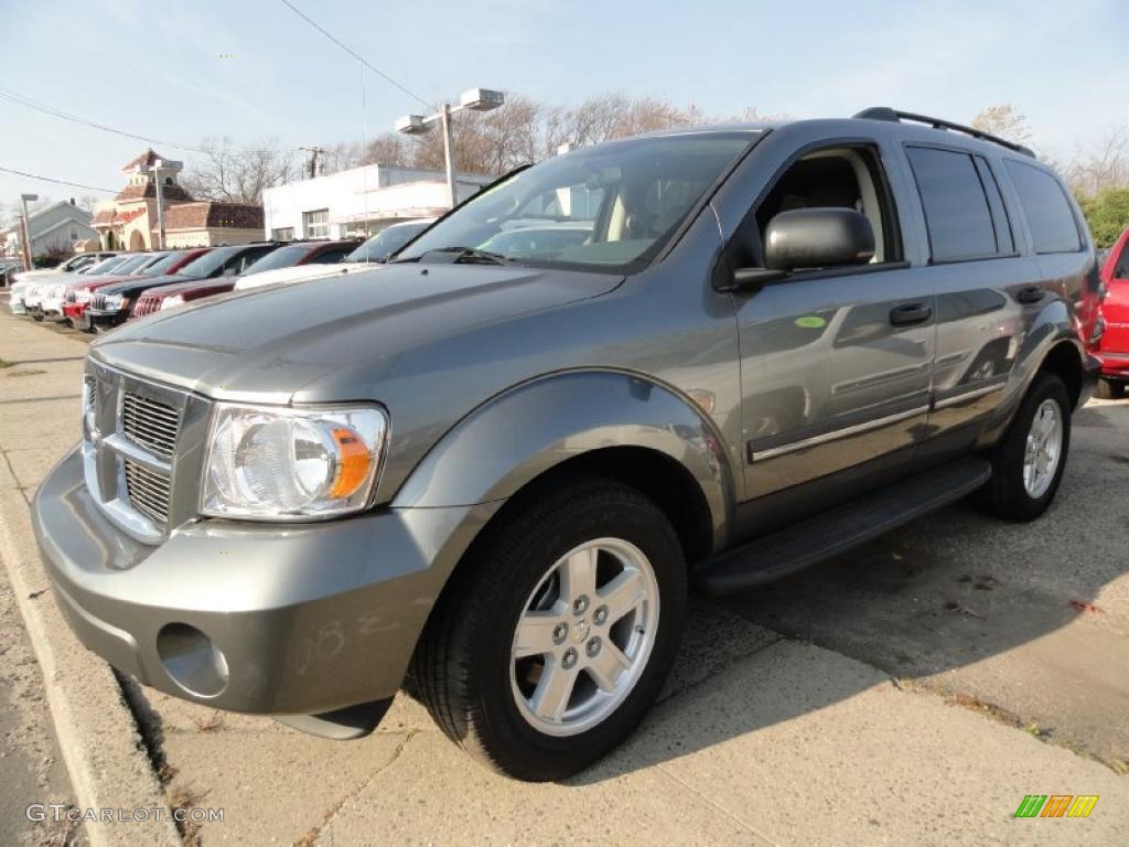 2008 Durango SLT 4x4 - Mineral Gray Metallic / Dark/Light Slate Gray photo #1