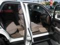 Natural White - 4Runner SR5 Photo No. 12
