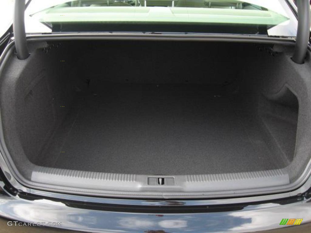 2011 Audi A4 2.0T Sedan Trunk Photo #40565422
