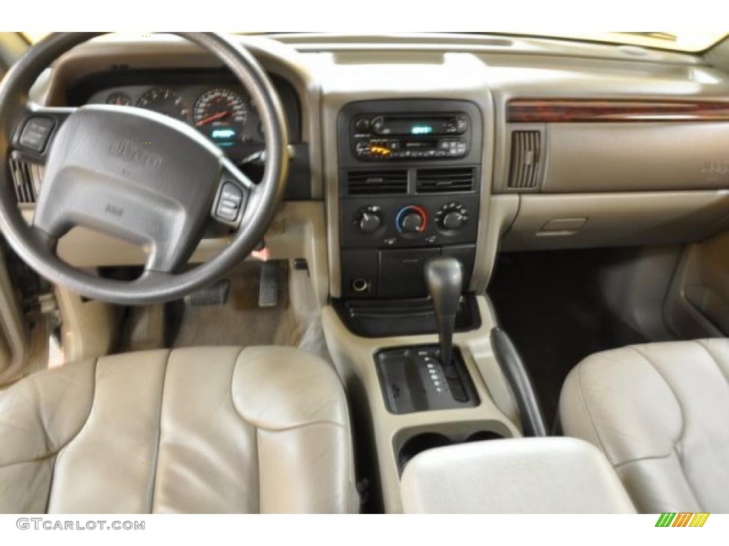 2000 Grand Cherokee Laredo - Silverstone Metallic / Taupe photo #5