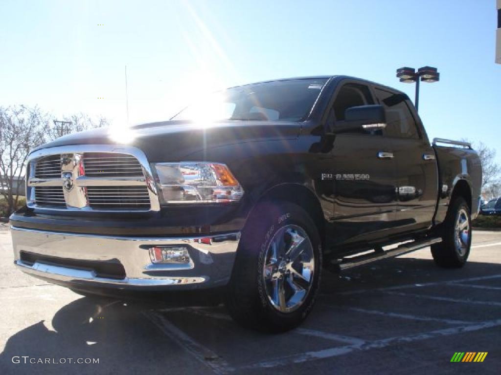 2011 Ram 1500 SLT Crew Cab 4x4 - Brilliant Black Crystal Pearl / Dark Slate Gray/Medium Graystone photo #7