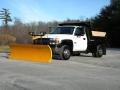 Summit White - Silverado 3500 Regular Cab 4x4 Chassis Plow Truck Photo No. 2