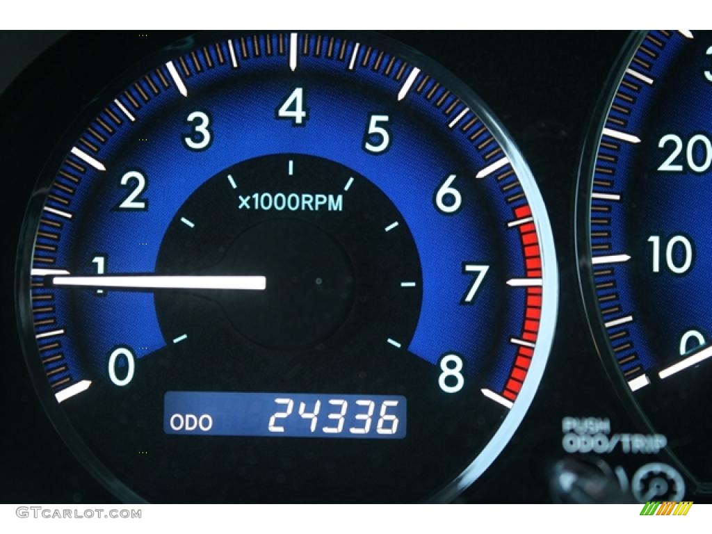 2010 Sienna CE - Super White / Stone photo #7