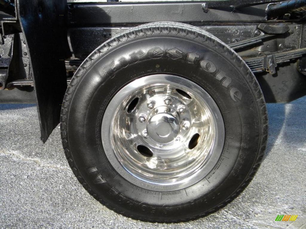2001 Chevrolet Silverado 3500 Regular Cab 4x4 Chassis Plow Truck Wheel Photo #40574557