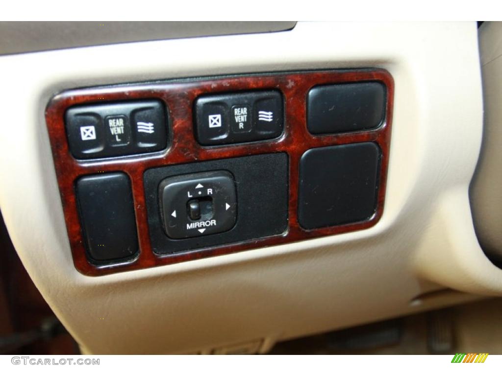 2000 Toyota Land Cruiser Standard Land Cruiser Model Controls Photo #40575381