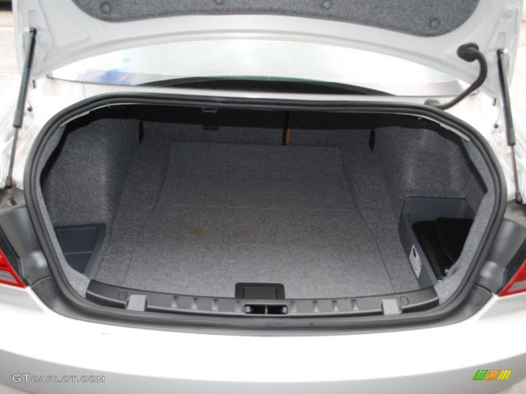 2010 BMW 3 Series 328i Coupe Trunk Photo #40575561