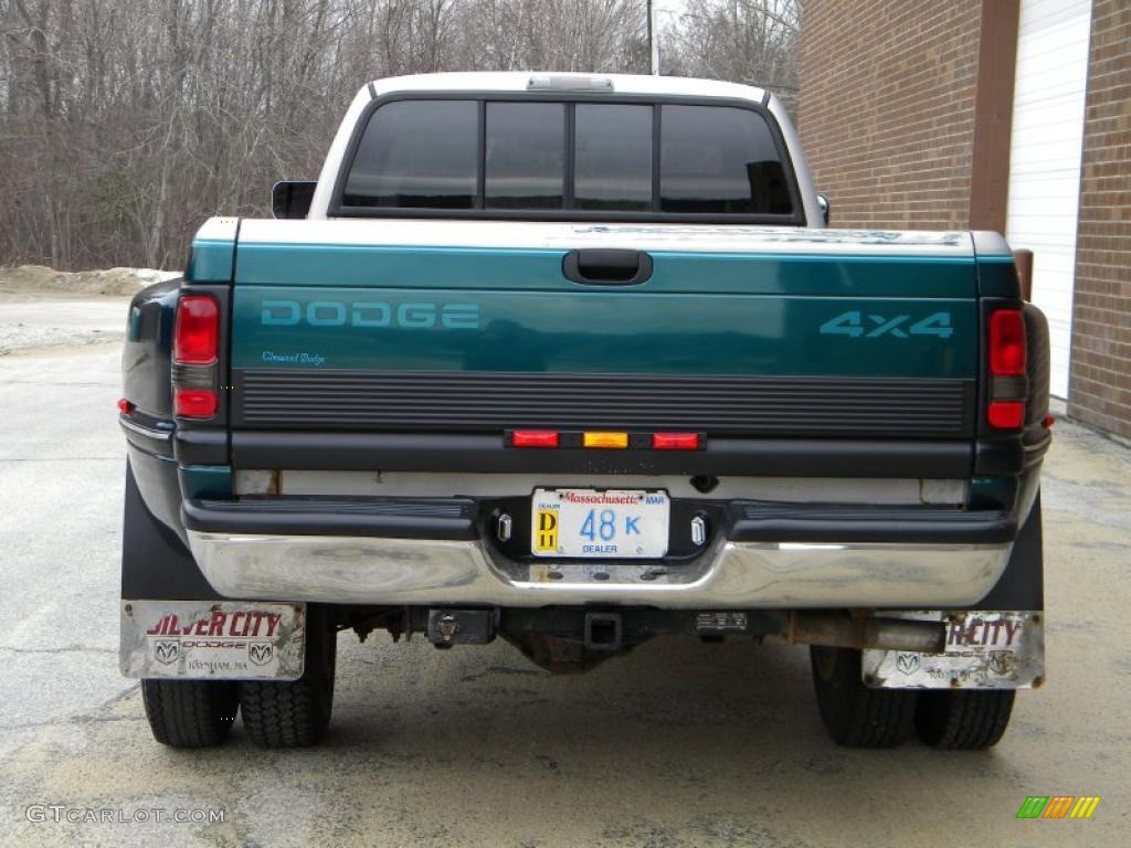 1997 Ram 3500 Laramie Extended Cab 4x4 Dually - Light Driftwood Metallic / Gray photo #9