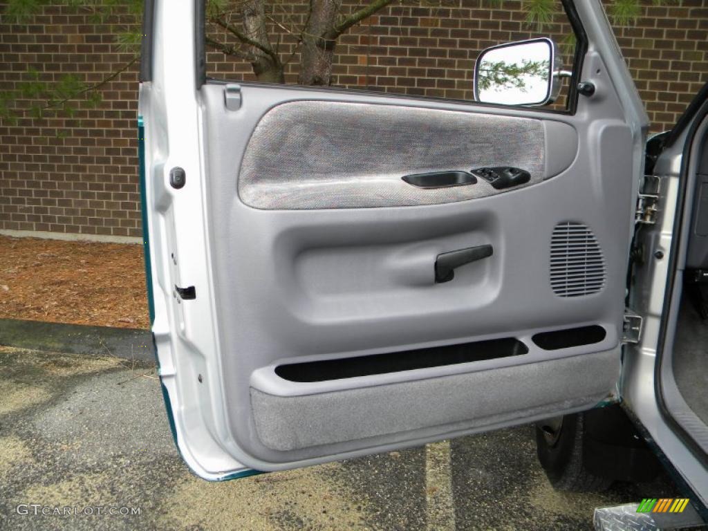 1997 Ram 3500 Laramie Extended Cab 4x4 Dually - Light Driftwood Metallic / Gray photo #27