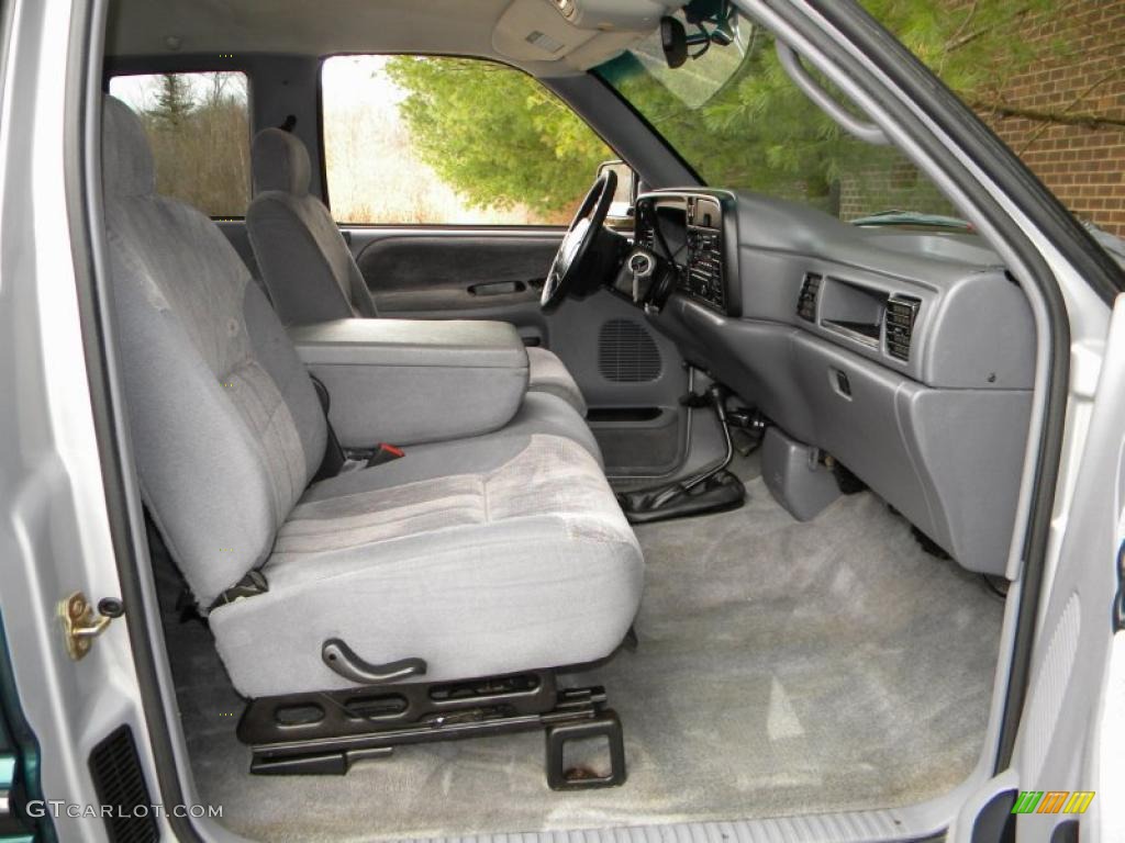 1997 Ram 3500 Laramie Extended Cab 4x4 Dually - Light Driftwood Metallic / Gray photo #28
