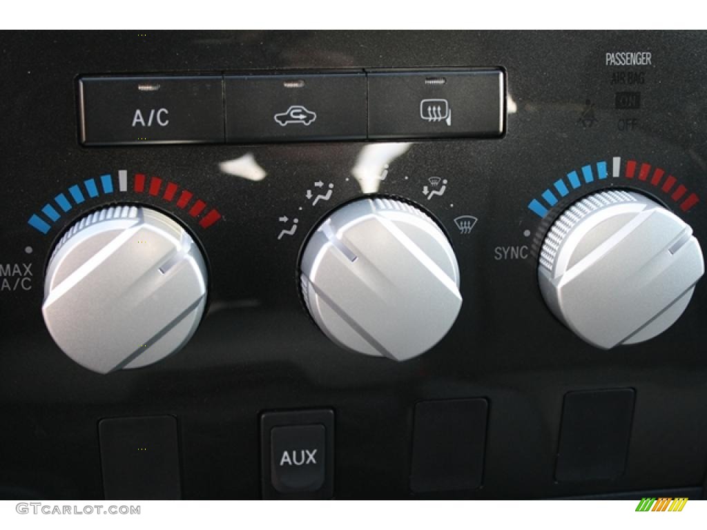 2010 Toyota Tundra Double Cab 4x4 Controls Photo #40579629