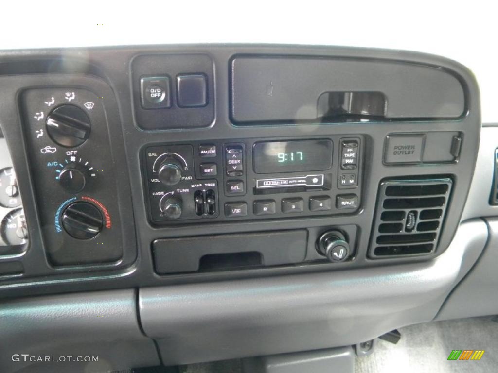 1997 Ram 3500 Laramie Extended Cab 4x4 Dually - Light Driftwood Metallic / Gray photo #67