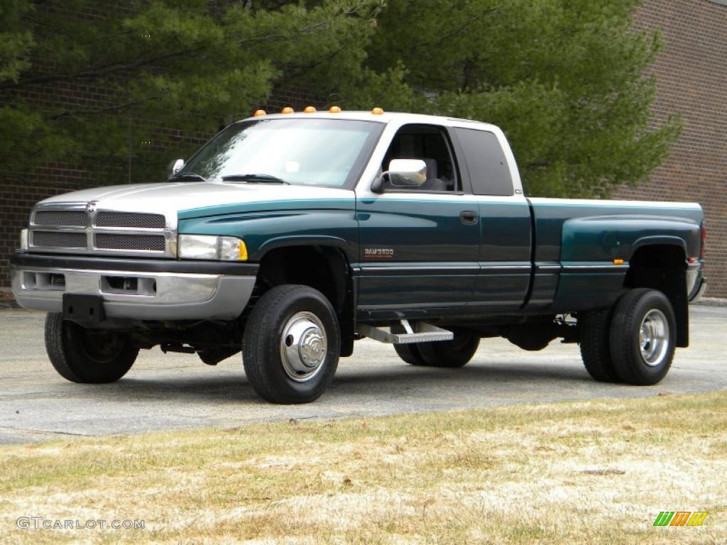 1997 Ram 3500 Laramie Extended Cab 4x4 Dually - Light Driftwood Metallic / Gray photo #72