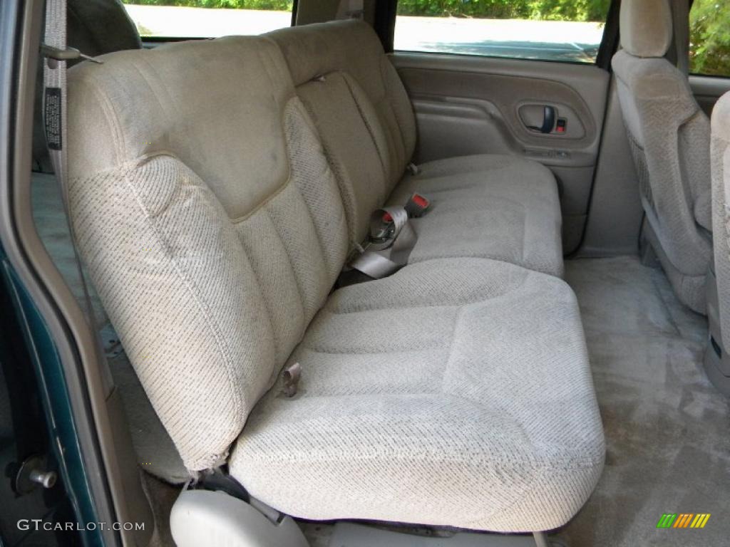 Beige Interior 1996 GMC Suburban C1500 SLT Photo #40580253