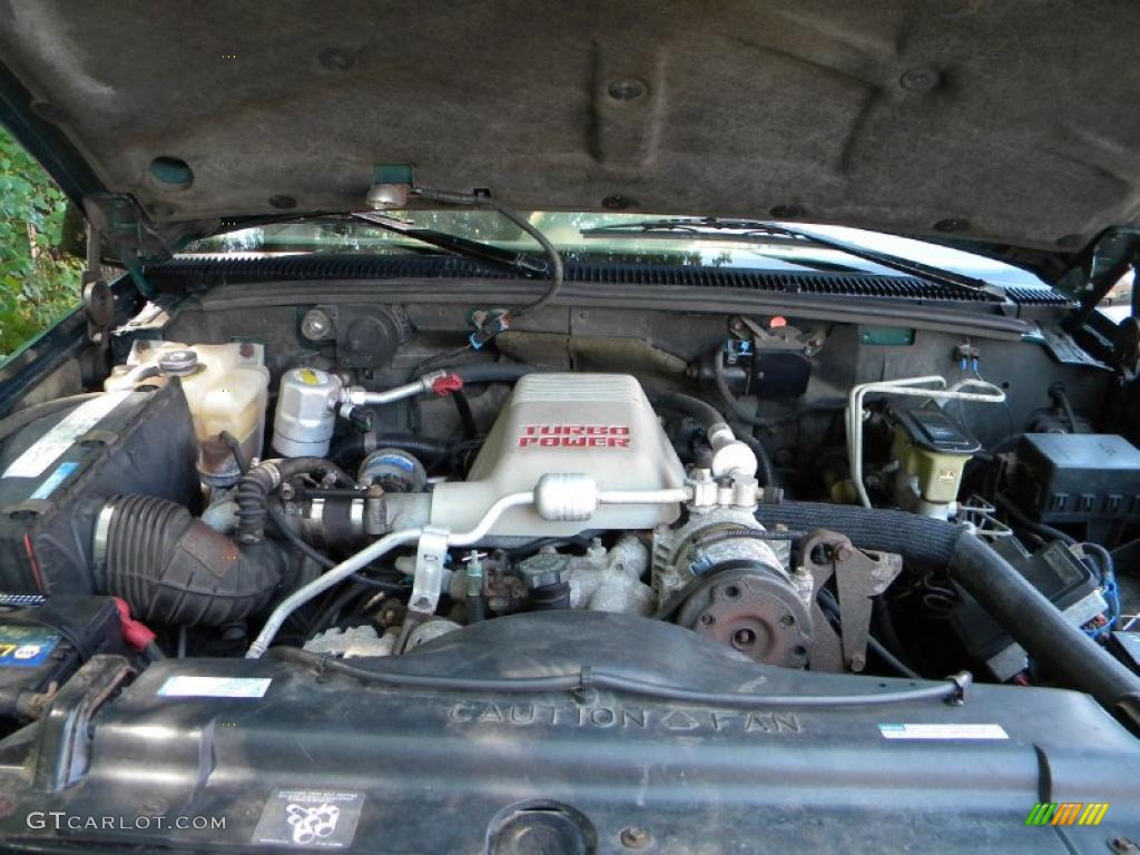 1996 GMC Suburban C1500 SLT 5.7 Liter OHV 16-Valve V8 Engine Photo 1996 Chevrolet Suburban Engine 7.4 L V8