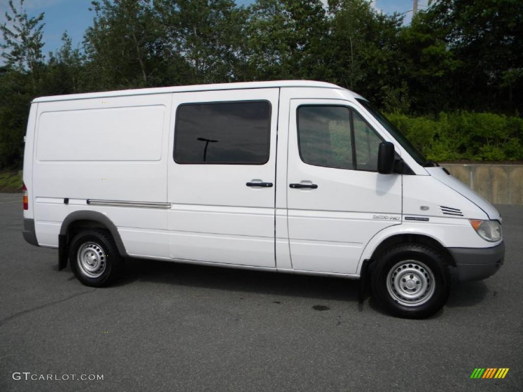 2003 Sprinter Van 2500 High Roof Cargo - Arctic White / Gray photo #9
