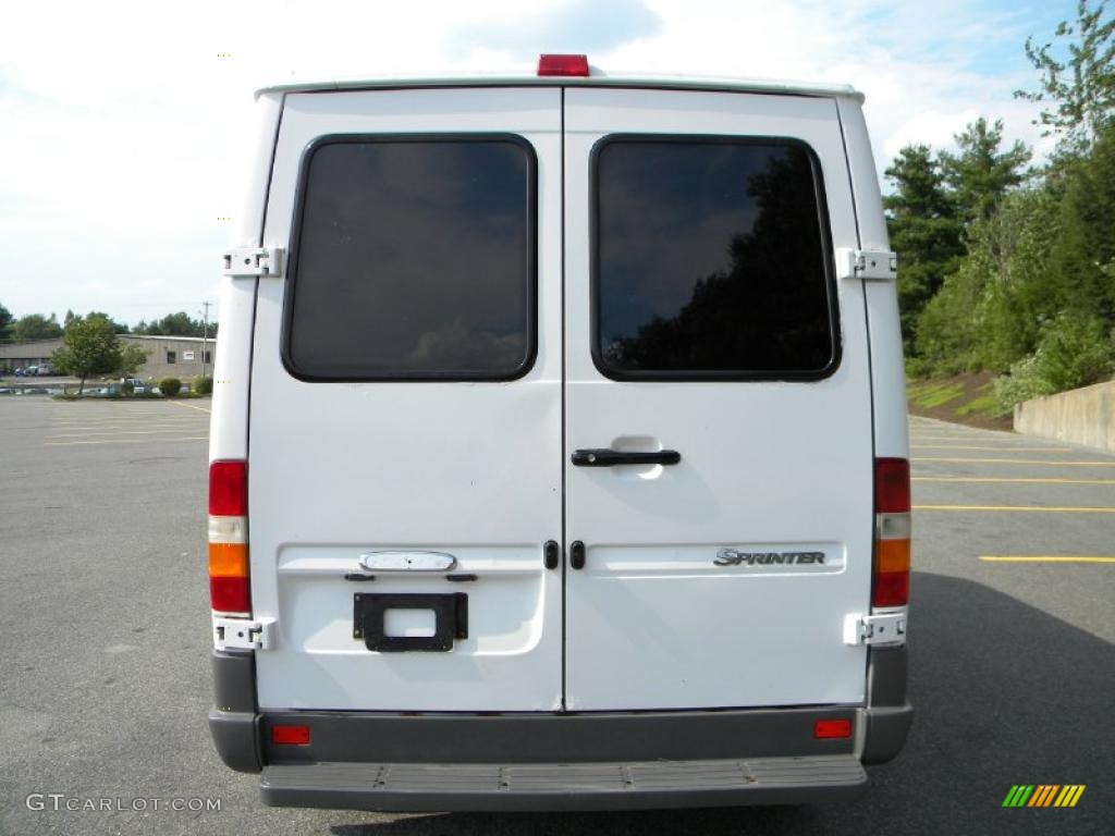 2003 Sprinter Van 2500 High Roof Cargo - Arctic White / Gray photo #22