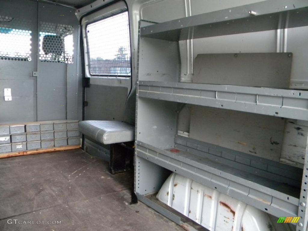 2003 Sprinter Van 2500 High Roof Cargo - Arctic White / Gray photo #39