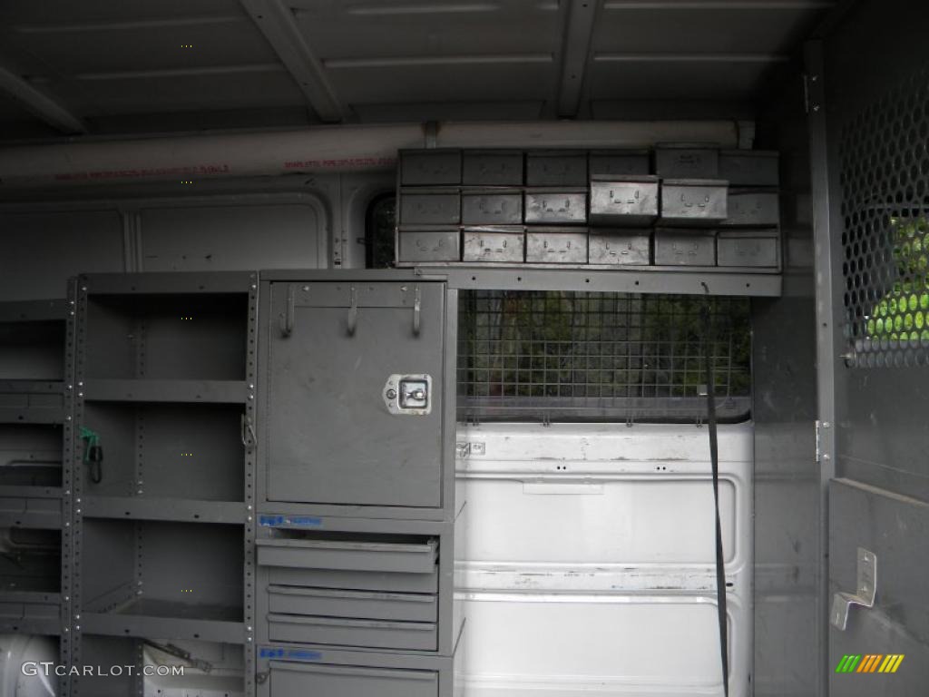 2003 Sprinter Van 2500 High Roof Cargo - Arctic White / Gray photo #42