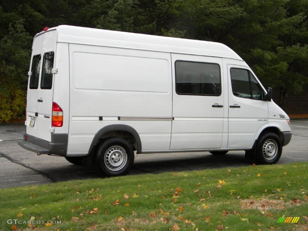 2004 Sprinter Van 2500 High Roof Cargo - Arctic White / Gray photo #12