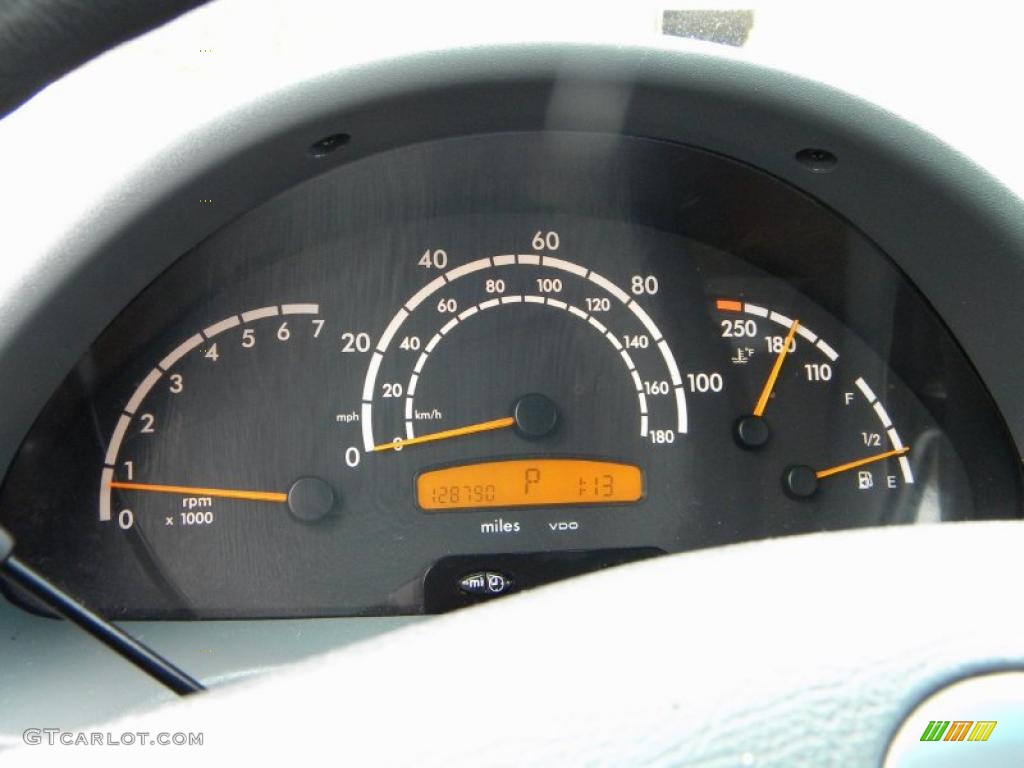 2004 Dodge Sprinter Van 2500 High Roof Cargo Gauges Photo #40586141