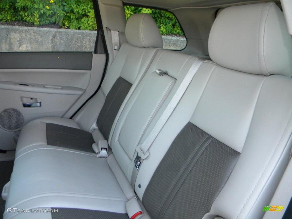 Dark Khaki/Light Graystone Interior 2007 Jeep Grand Cherokee Limited CRD 4x4 Photo #40587369