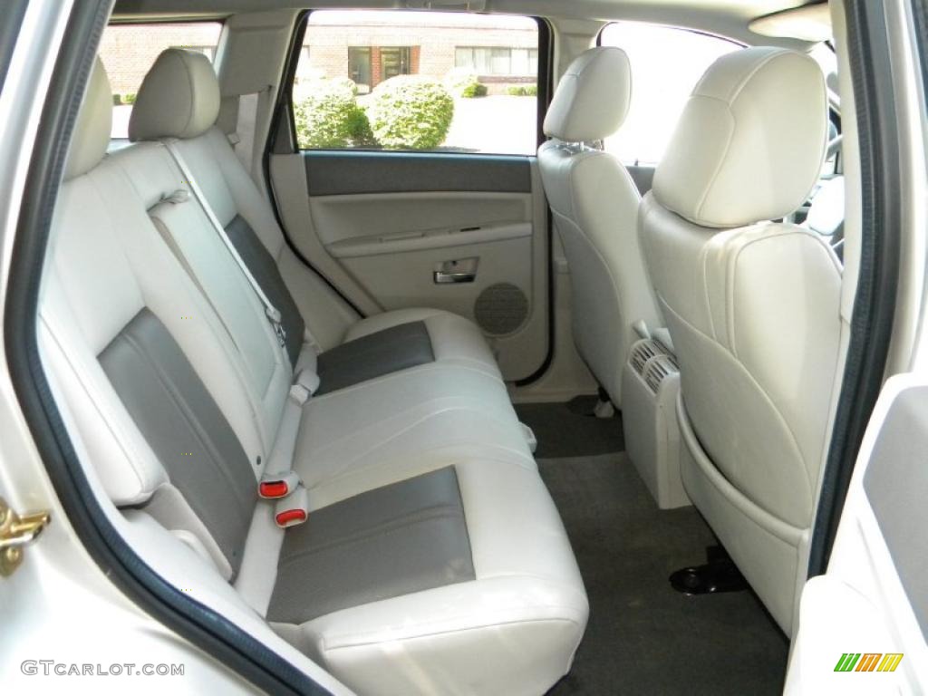 Dark Khaki/Light Graystone Interior 2007 Jeep Grand Cherokee Limited CRD 4x4 Photo #40587424