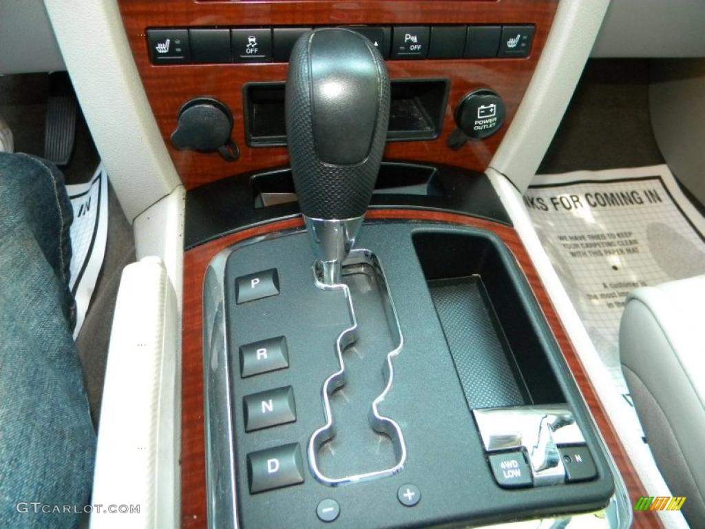 2007 Jeep Grand Cherokee Limited CRD 4x4 5 Speed Automatic Transmission Photo #40587641