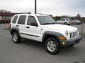 2005 Stone White Jeep Liberty CRD Sport 4x4  photo #10