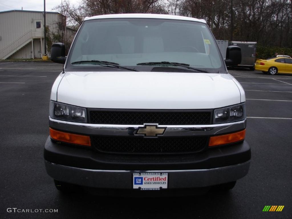 2010 Express 3500 Cargo Van - Summit White / Medium Pewter photo #2