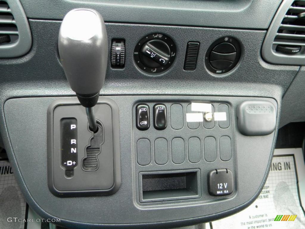 2006 Dodge Sprinter Van 2500 High Roof Cargo Controls Photo #40596117