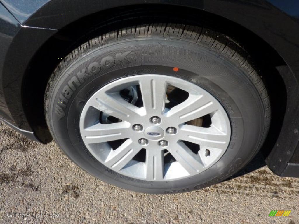 2011 Ford Taurus SE Wheel Photo #40596141