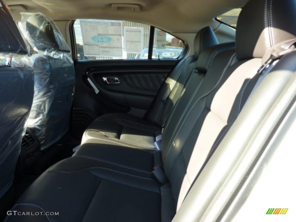 Charcoal Black Interior 2011 Ford Taurus Limited Photo #40597725