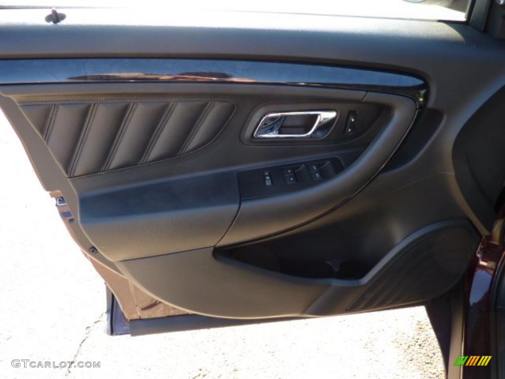2011 Ford Taurus Limited AWD Charcoal Black Door Panel Photo #40598290