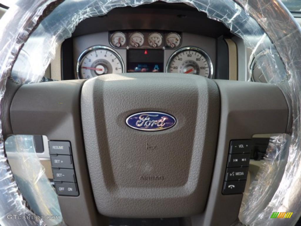 2010 F150 Lariat SuperCrew 4x4 - Oxford White / Tan photo #19