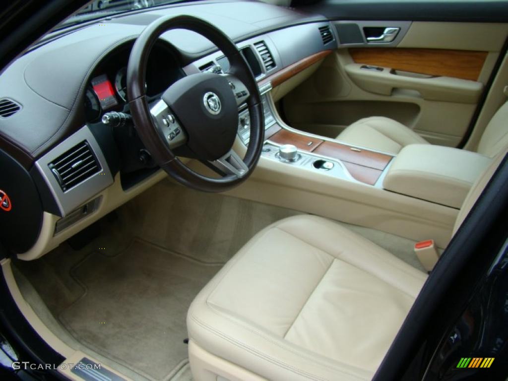 Barley/Truffle Interior 2009 Jaguar XF Luxury Photo #40603557