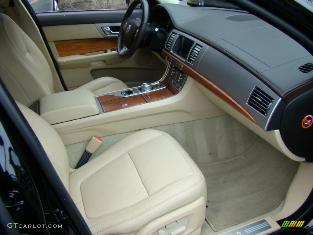 Barley/Truffle Interior 2009 Jaguar XF Luxury Photo #40603705