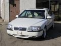 2001 White Volvo S80 T6  photo #12