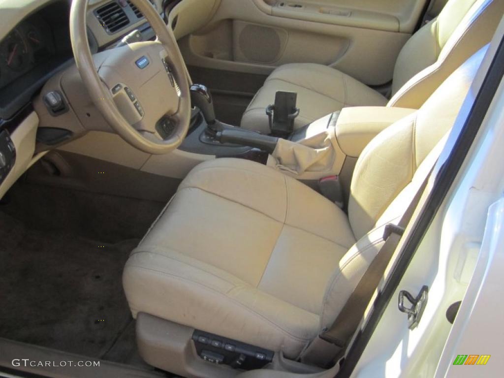 2001 S80 T6 - White / Light Sand photo #14