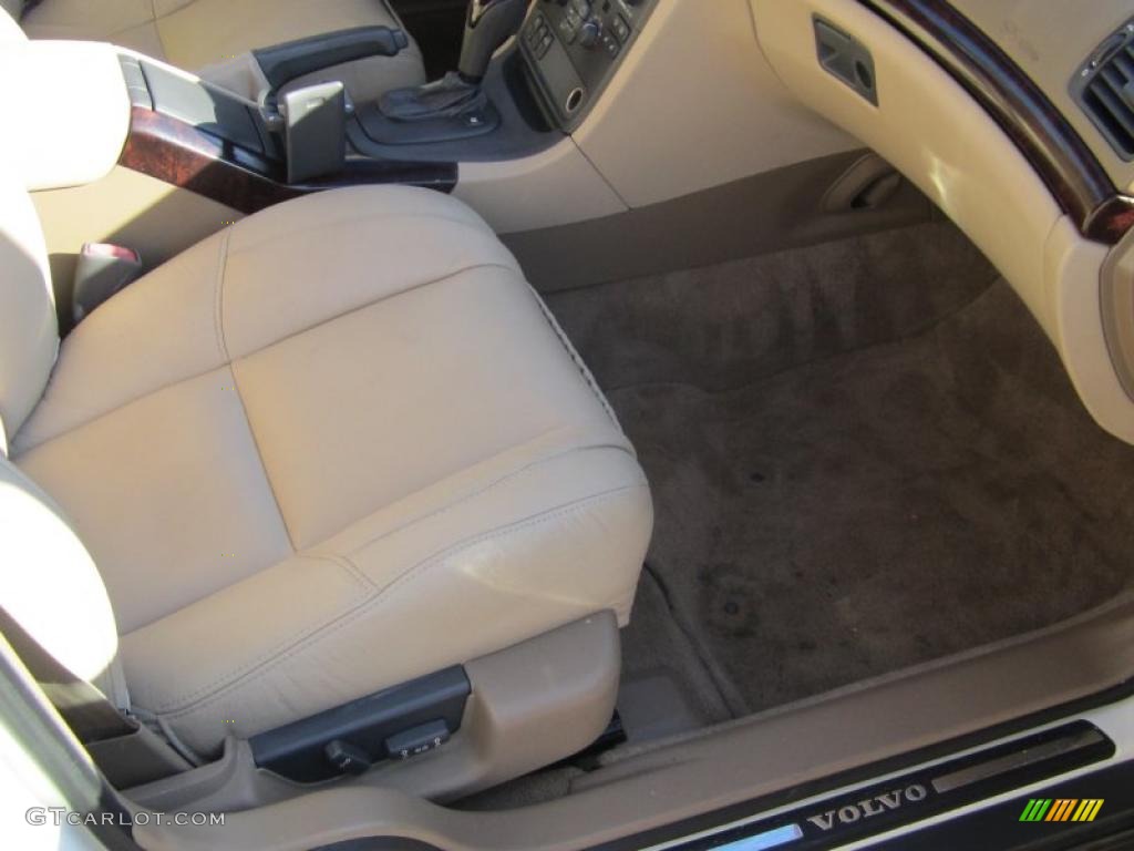 2001 S80 T6 - White / Light Sand photo #23