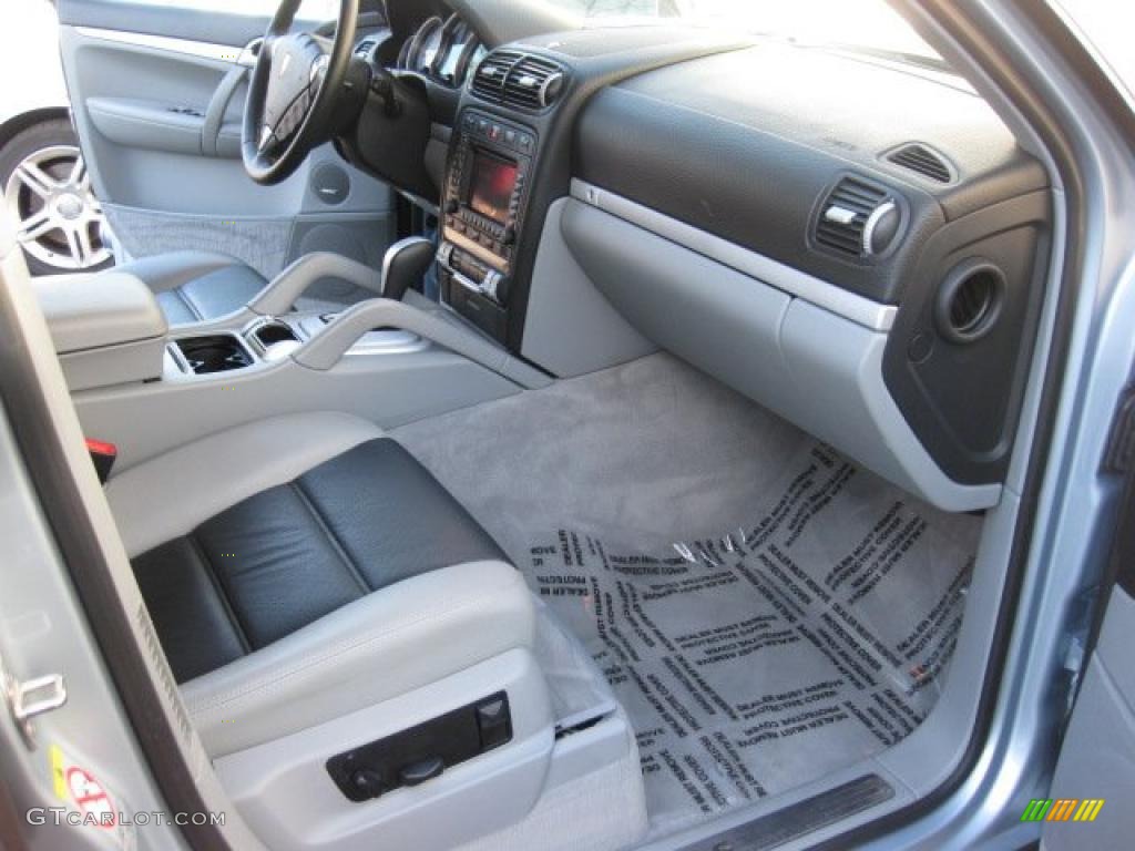 Black/Steel Grey Interior 2006 Porsche Cayenne S Titanium Photo #40608633