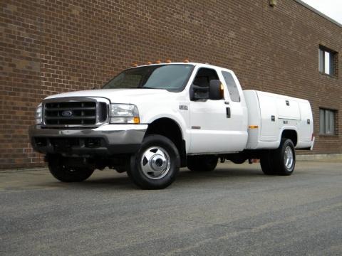 2004 Ford F350 Super Duty XLT SuperCab 4x4 Chassis Data, Info and Specs