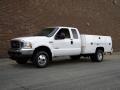 Oxford White - F350 Super Duty XLT SuperCab 4x4 Chassis Photo No. 4