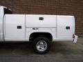 Oxford White - F350 Super Duty XLT SuperCab 4x4 Chassis Photo No. 18