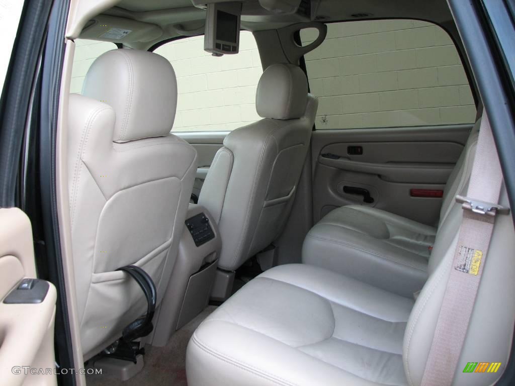 2005 Tahoe Z71 4x4 - Black / Tan/Neutral photo #12