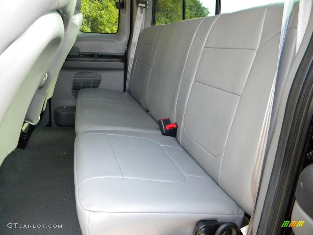 Medium Flint Interior 2006 Ford F350 Super Duty Lariat SuperCab 4x4 Photo #40614929